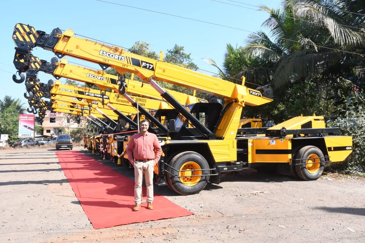 Pick and Carry Mobile Crane Hire Goa
